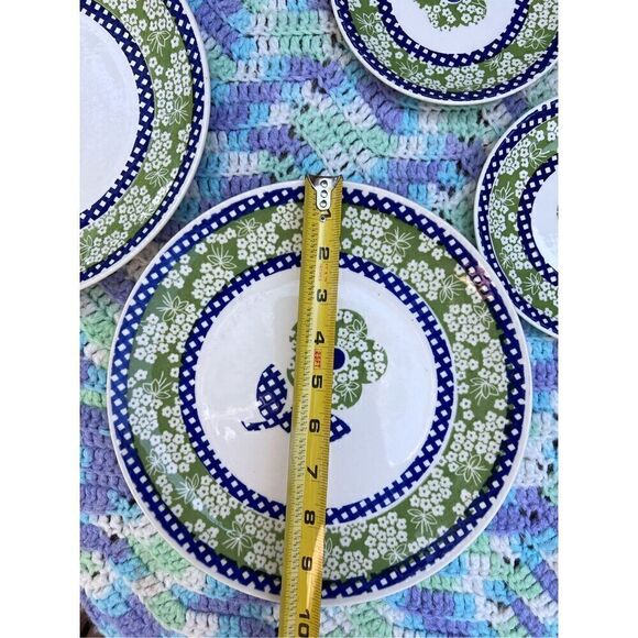 Vintage Mod Flower Power Plate Set - Picture 9 of 13